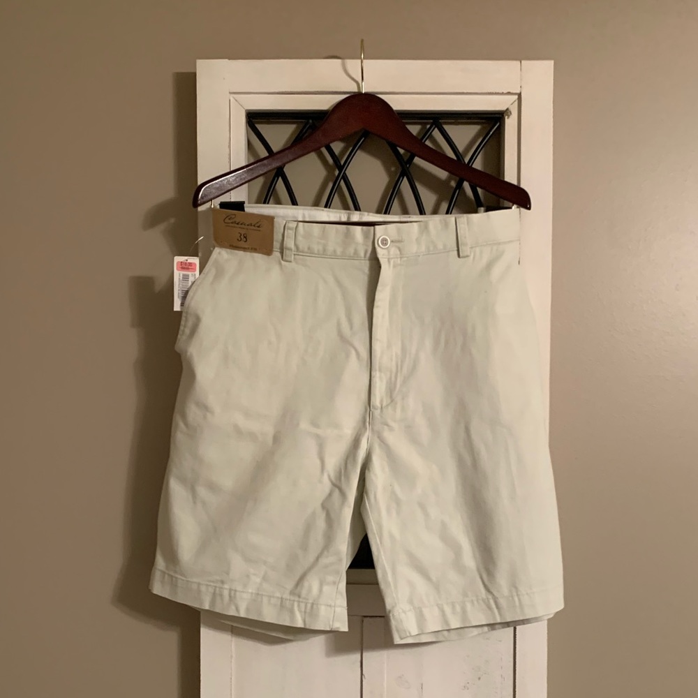 Roundtree & Yorke Flat Front Shorts